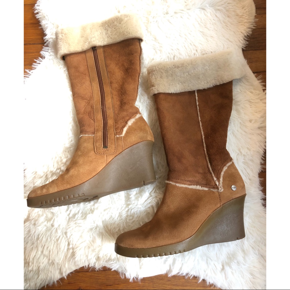 UGG Sandra Boots